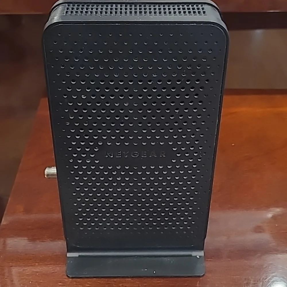 Netgear Modem Router C3700 - Picture 2 of 4